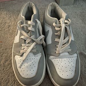 Used Jordan’s size 8